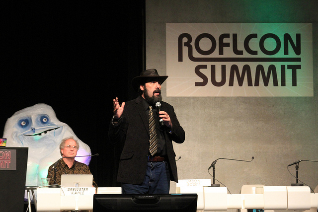 Jason Scott with Internet Archive founder Brewster Kahle at ROFLCon Summit