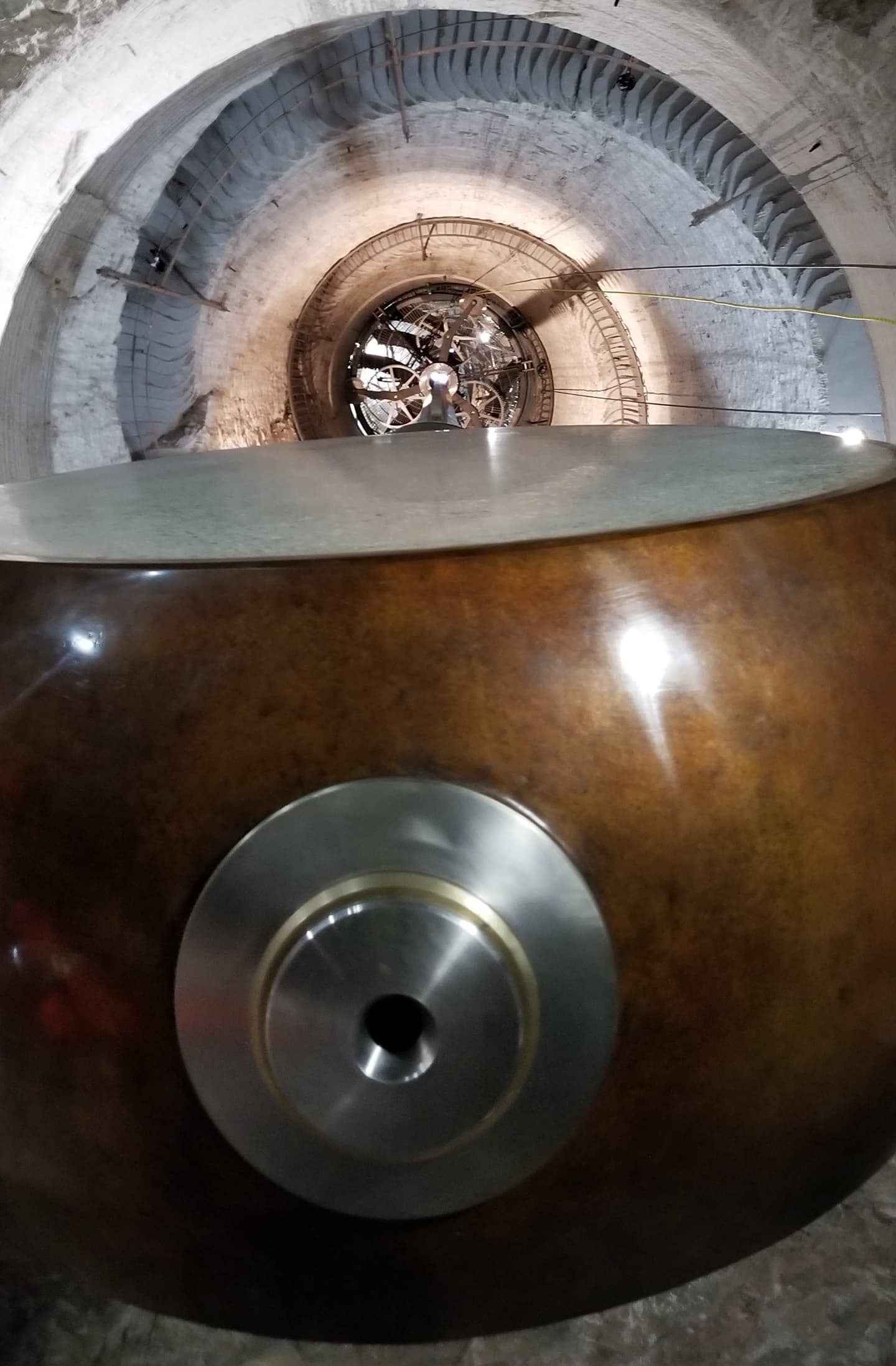 The power system, viewed just below the drive weight